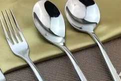 کاربرد فولاد زنگ نزن در ساخت قاشق و چنگال