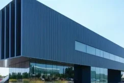 بناهای خیره کننده با نمای استیل