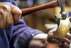 سختی فلزات چیست و چه اهمیتی در صنعت دارد؟